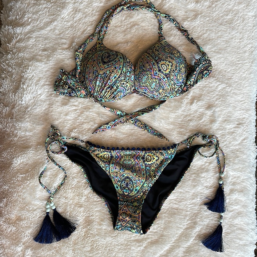Victorias Secret push-up bikini set